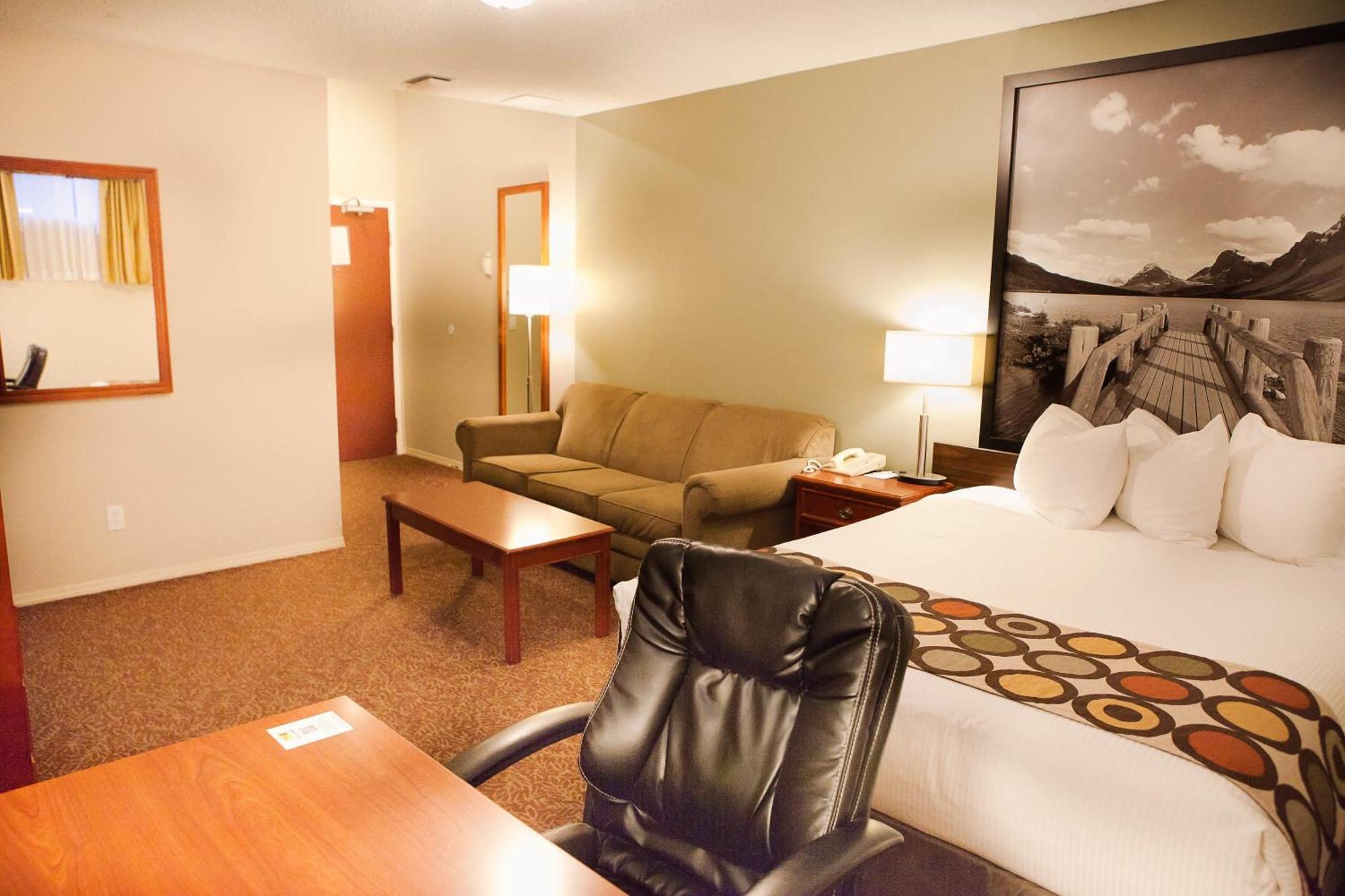 Super 8 By Wyndham Cochrane Hotel Exterior foto
