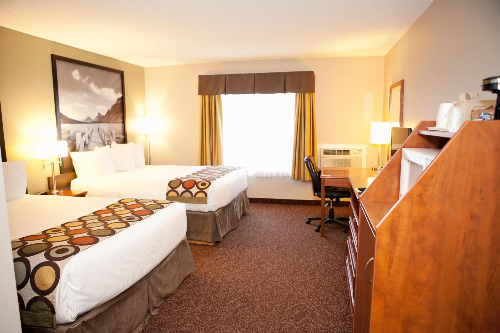 Super 8 By Wyndham Cochrane Hotel Exterior foto
